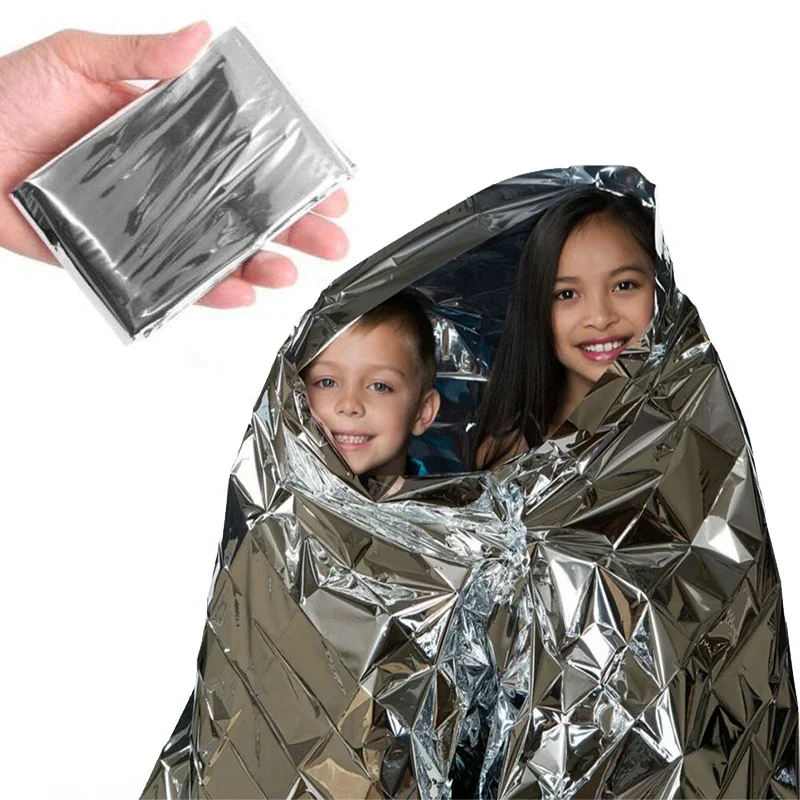 Emergent Blanket Mylar Thermal - مراجعة Emergency Mylar Tent وسعره